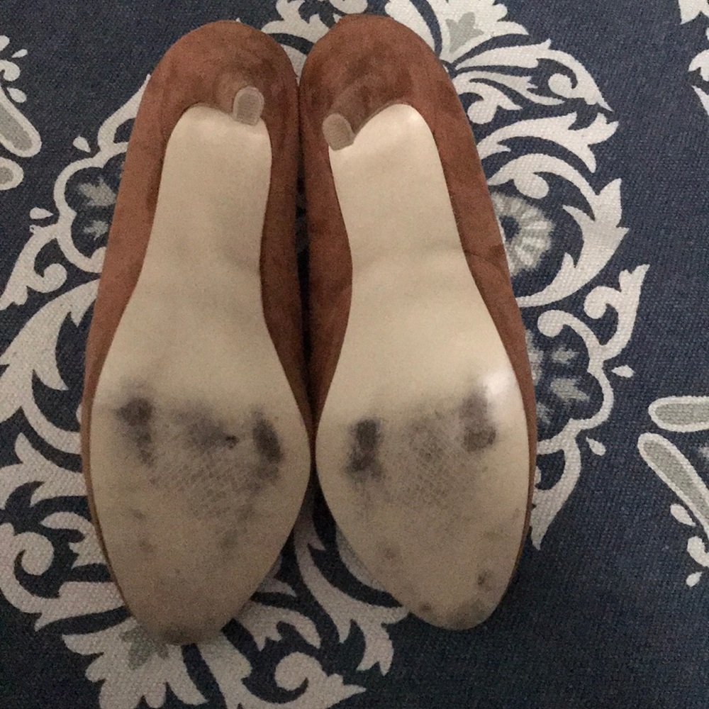 Heels - Picture 3 of 4